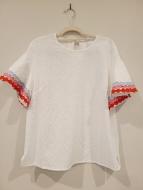 Anthropologie THML White Textures Tee Bliuse With Embroidered Ruffle Sleeve